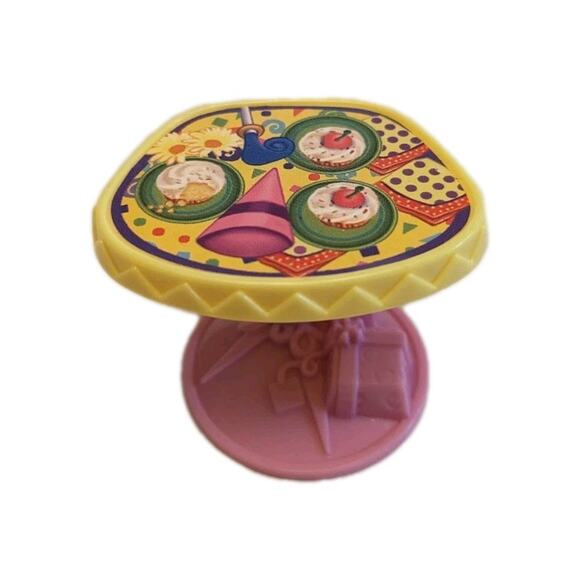 Fisher Price Sweet Streets Fast Food Restaurant Birthday Party Table RARE - Picture 1 of 5